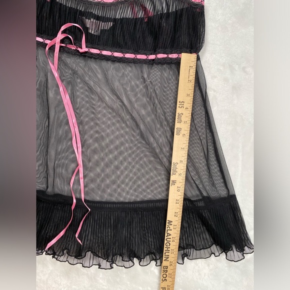 Women’s Y2K Medium Victoria Secret Black and Pink lace Babydoll Slip Dress - Picture 16 of 16